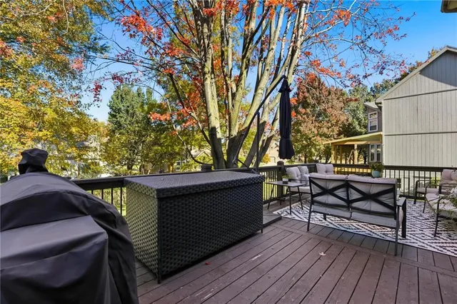 $485,000 | 5206 West 157th Place, Overland Park, KS 66224