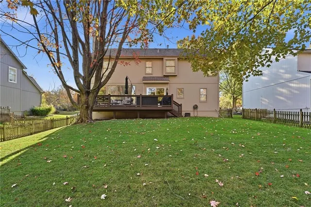 $485,000 | 5206 West 157th Place, Overland Park, KS 66224