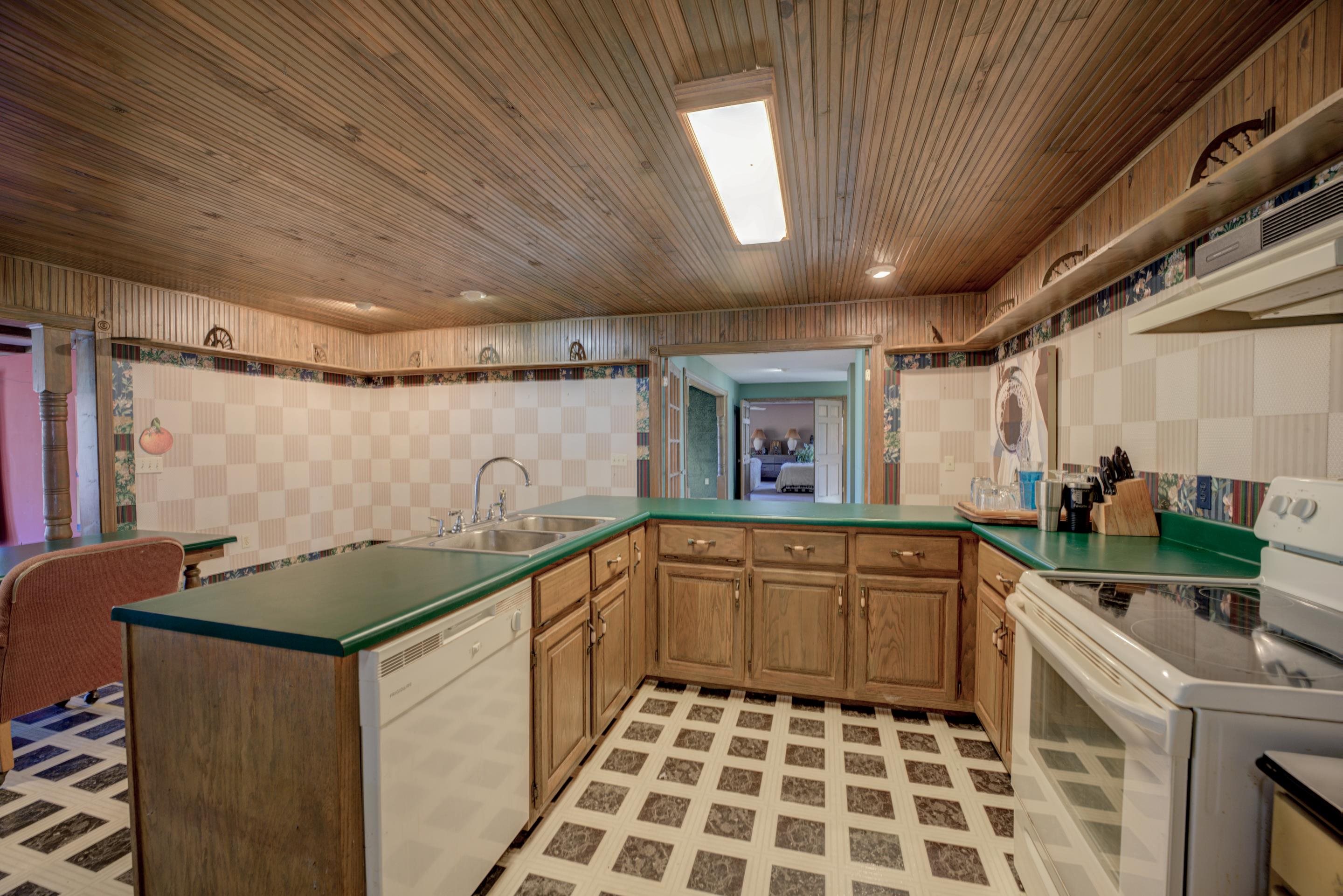 183 Matlock Road Ramer, TN 38367 - Photo 5 of 34