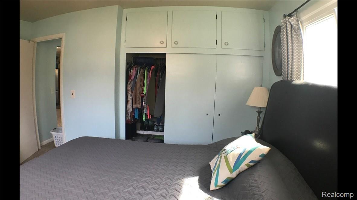 7909 Highland Road White Lake, MI 48383 - Photo 11 of 33 IMG_3209.jpg