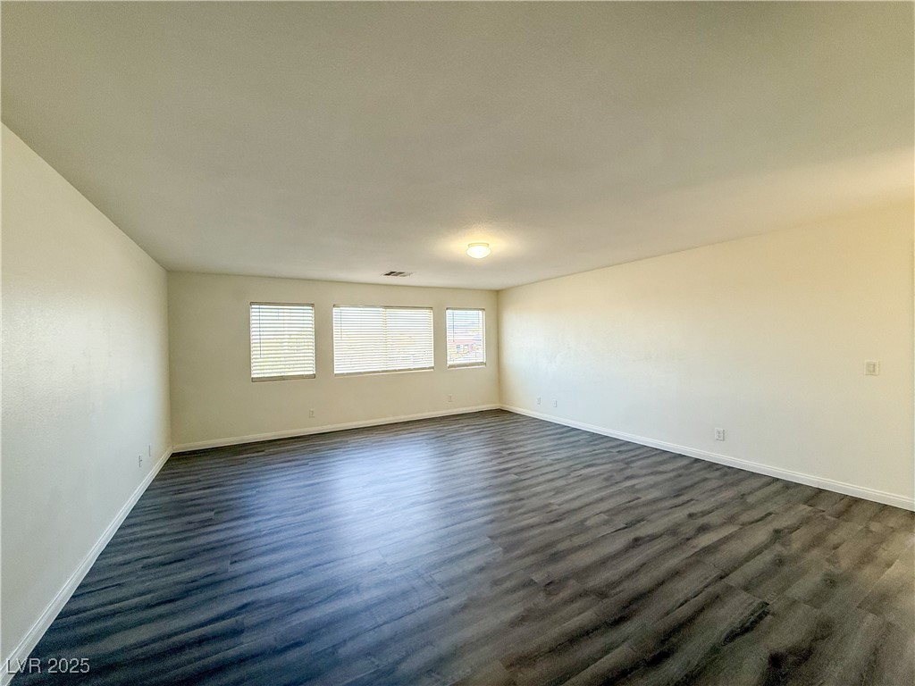 10246 Valaspen Street Las Vegas, NV 89183 - Photo 21 of 54