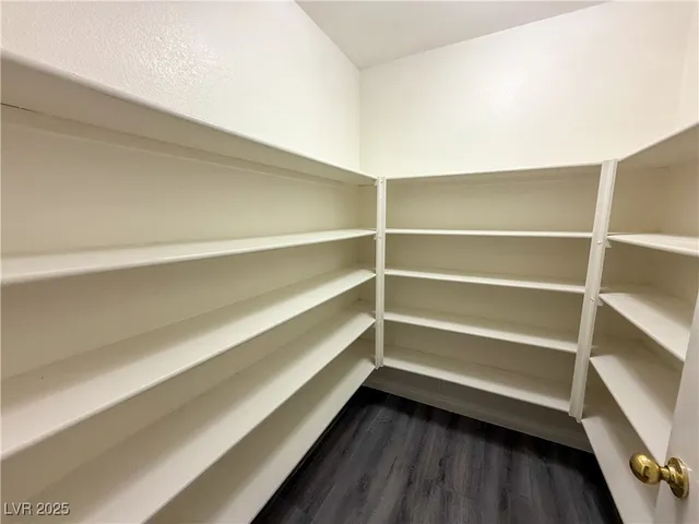 $7,350 | 10246 Valaspen Street, Las Vegas, NV 89183