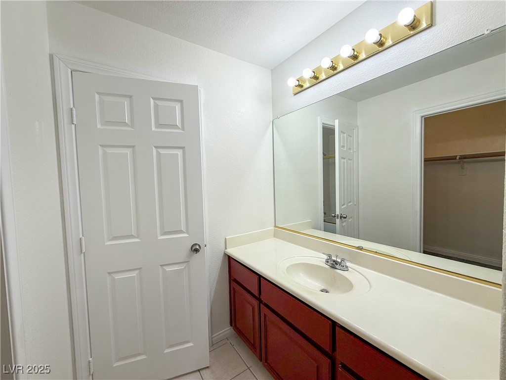 10246 Valaspen Street Las Vegas, NV 89183 - Photo 27 of 54