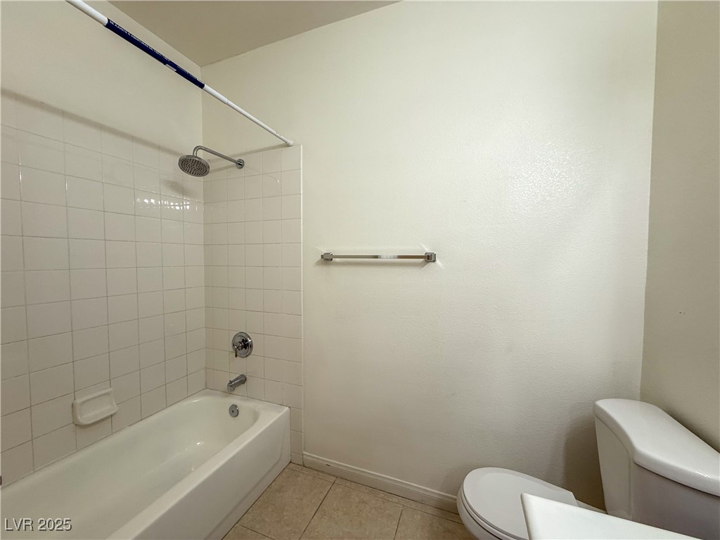 10246 Valaspen Street Las Vegas, NV 89183 - Photo 4 of 54