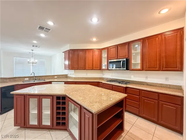 $7,350 | 10246 Valaspen Street, Las Vegas, NV 89183