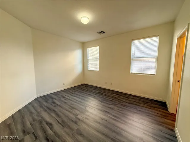 $7,350 | 10246 Valaspen Street, Las Vegas, NV 89183