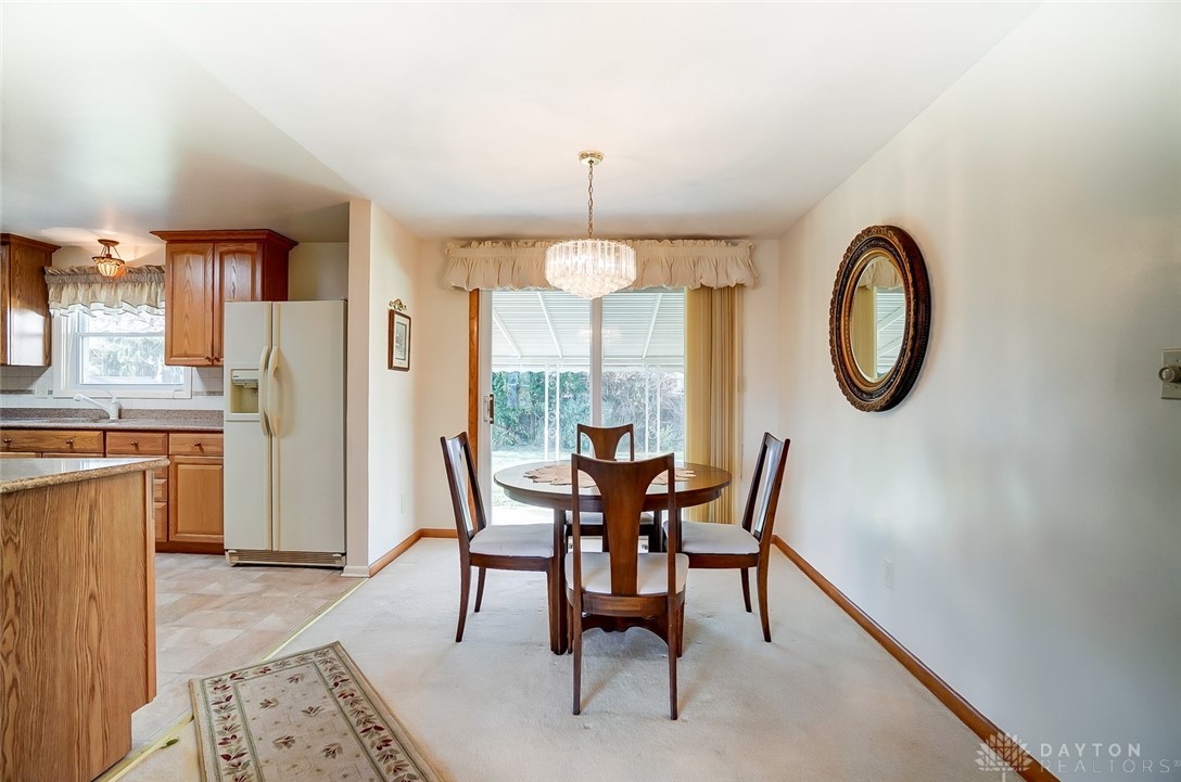 5247 West Ridgewood Road Springfield, OH 45503 - Photo 10 of 43