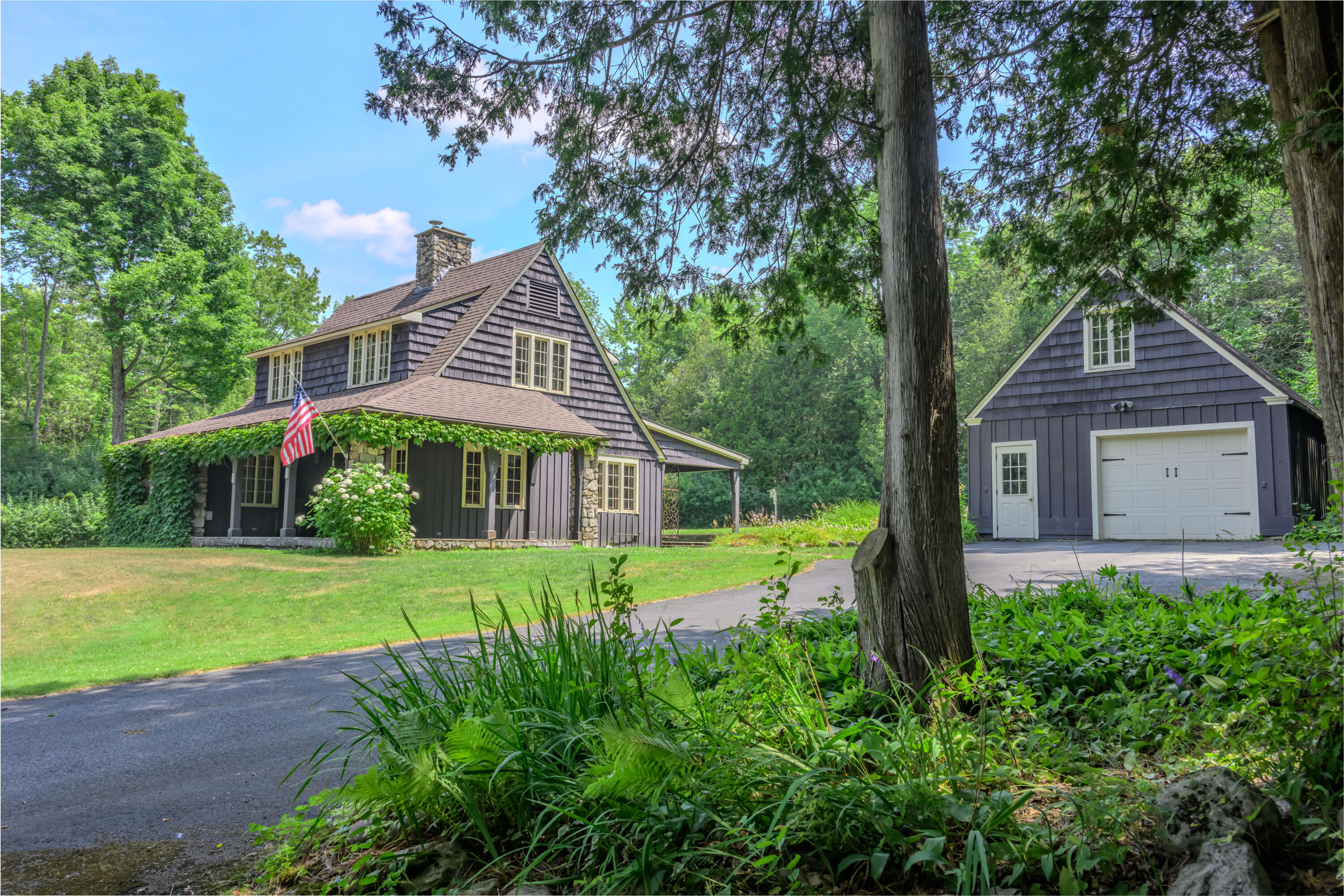 1054 Springfield Road Wilmington, NY 12997 - Photo 1 of 17 Gallery Image 1