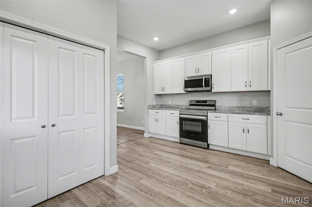 130 North Indiana Avenue Belleville, IL 62221 - Photo 8 of 21