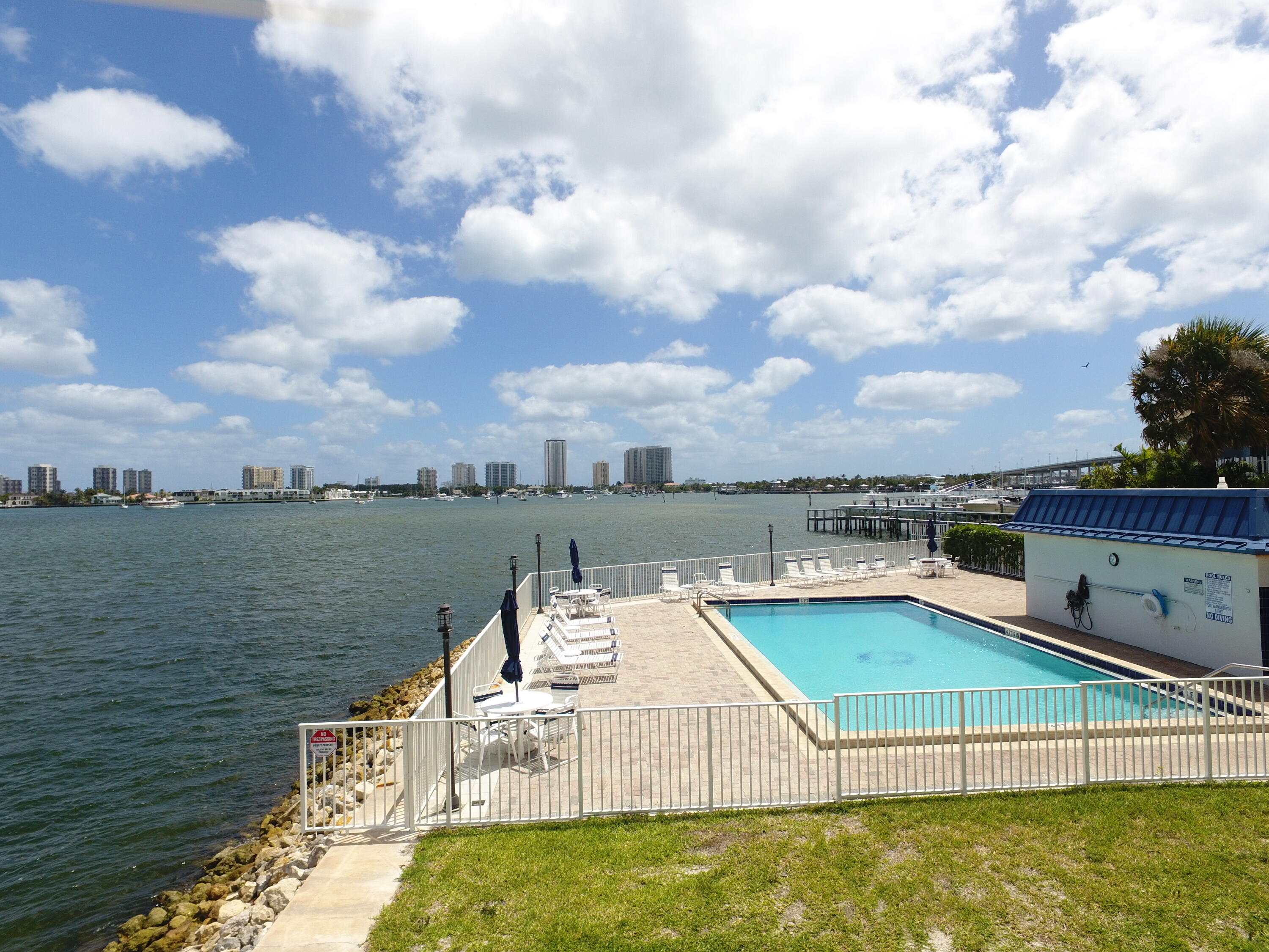 400 Wilma Circle, Unit 207 Riviera Beach, FL 33404 - Photo 25 of 26 25