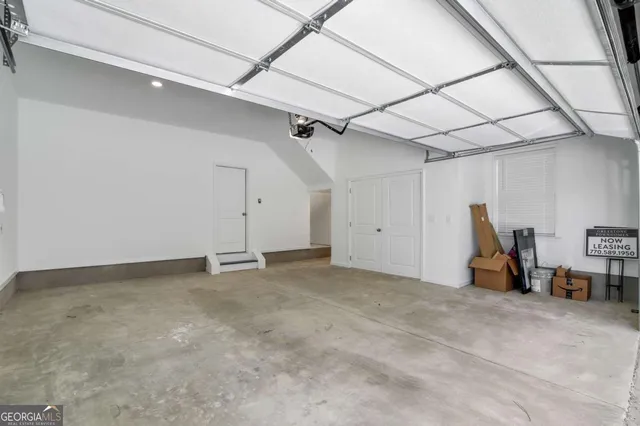 $3,095 | 4060 Pierson Trace, Unit 4060, Suwanee, GA 30024