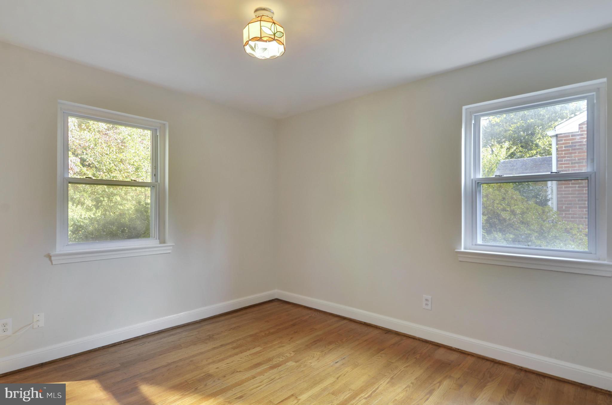 10009 Portland Place Silver Spring, MD 20901 - Photo 17 of 30 Bedroom