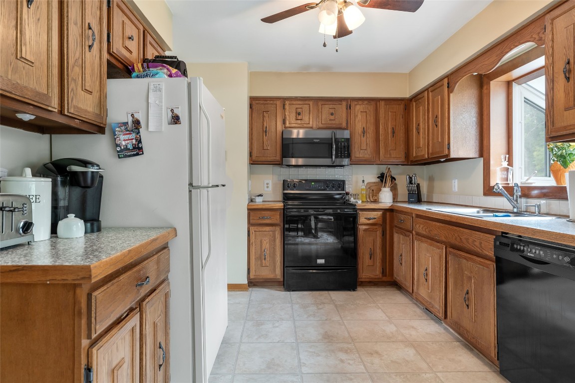 14 Davis Road Binghamton, NY 13901 - Photo 10 of 28 Gallery Image 10