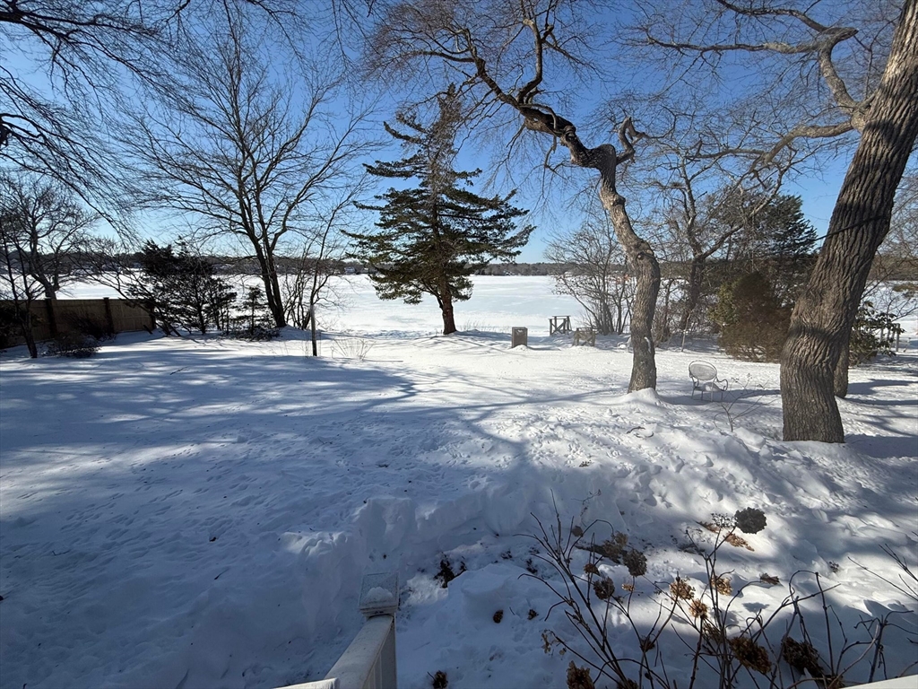 168 Ninigret Avenue Mashpee, MA 02649 - Photo 4 of 27