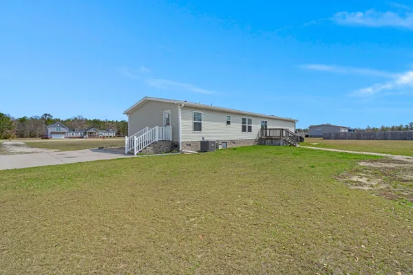 $360,000 | 217 Rolling Hls Trail, Cross, SC 29436