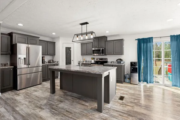 $360,000 | 217 Rolling Hls Trail, Cross, SC 29436