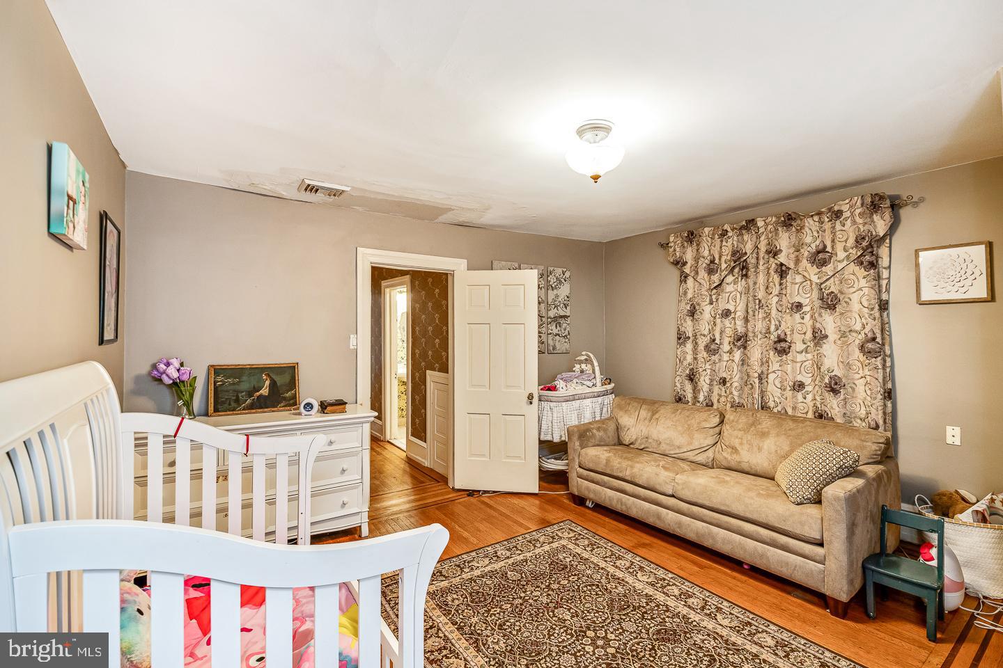 135 East Levering Mill Road Bala Cynwyd, PA 19004 - Photo 32 of 44 Gallery Image 32