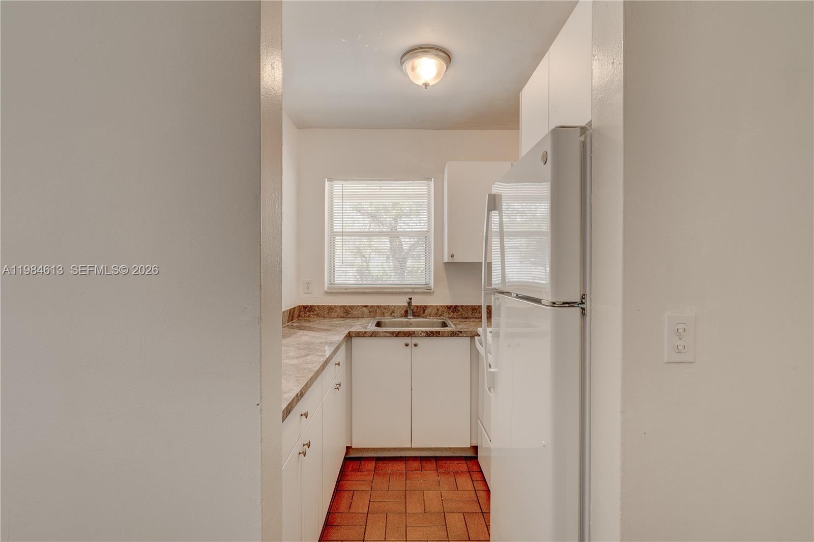 856 Southwest 10th Street, Unit 2 Hallandale Beach, FL 33009 - Photo 9 of 16