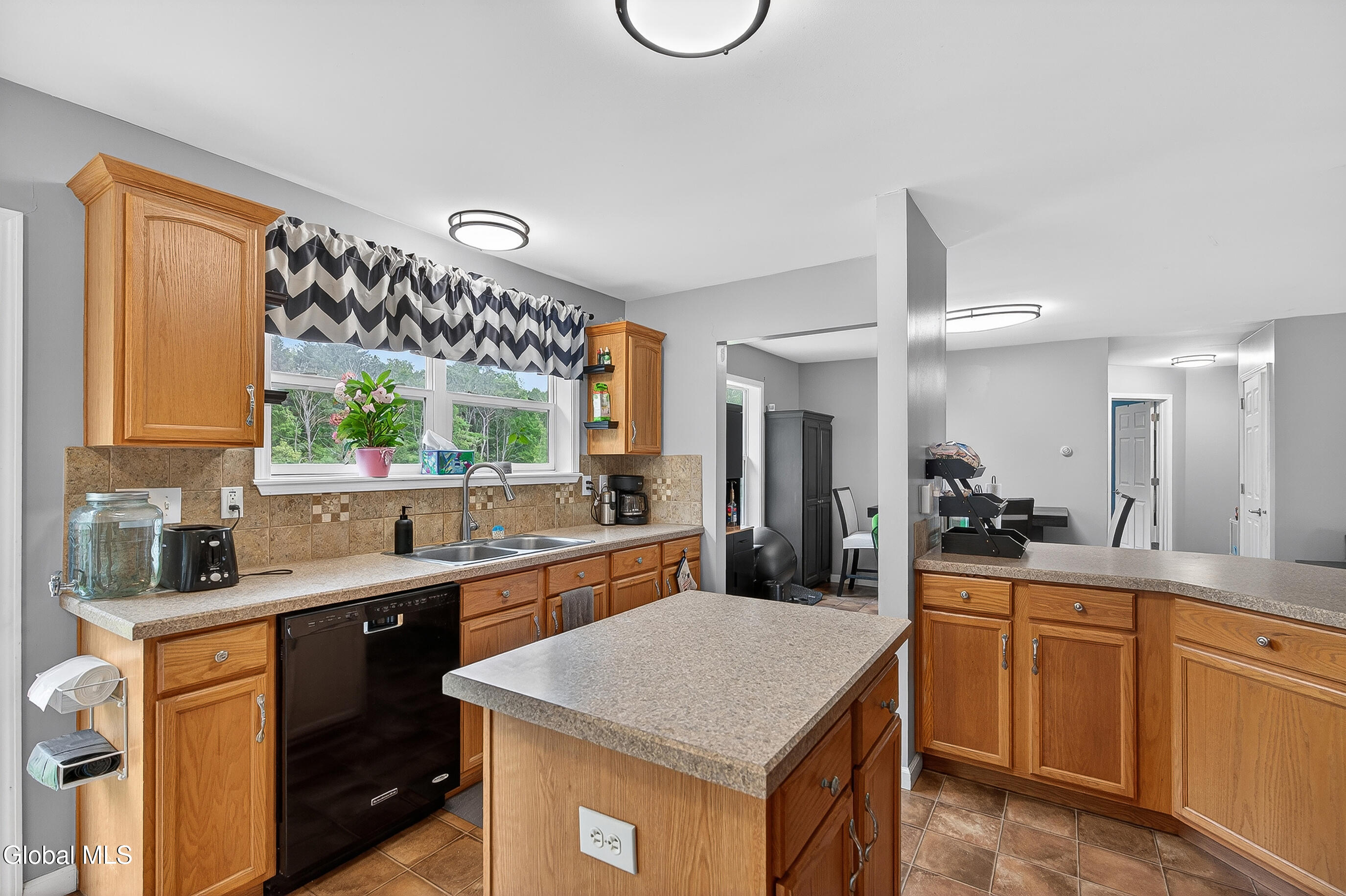 170 Sullivan Road Charleston, NY 12066 - Photo 20 of 81 055-170-Sullivan-Road-Esperance-NY-12066