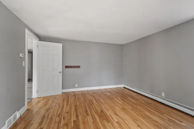 $2,200 | 6 Cherry Street, Unit B, Nashua, NH 03060