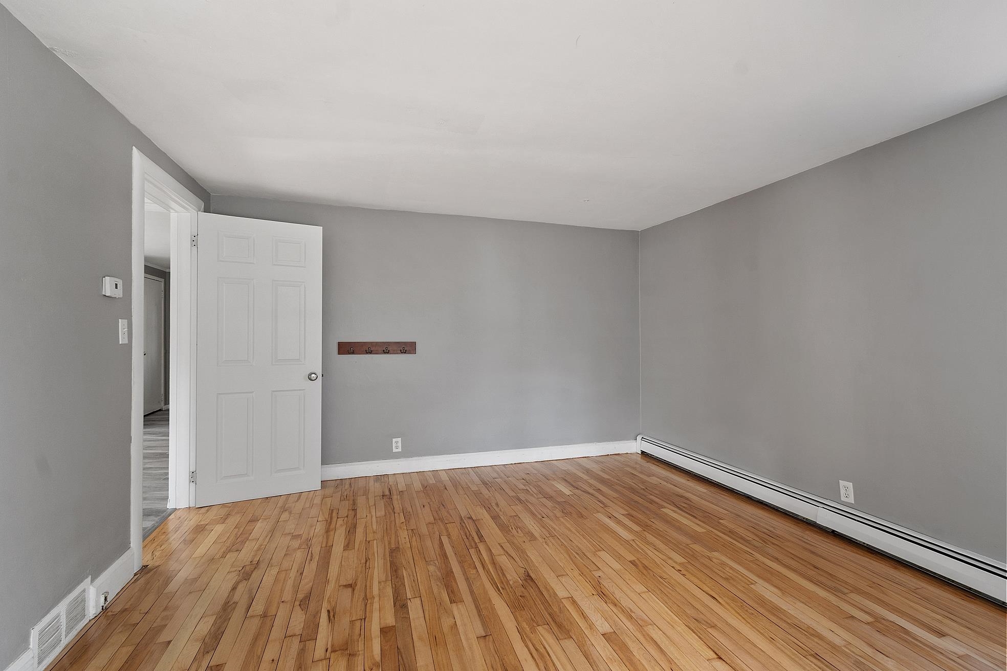 6 Cherry Street, Unit B Nashua, NH 03060 - Photo 10 of 19