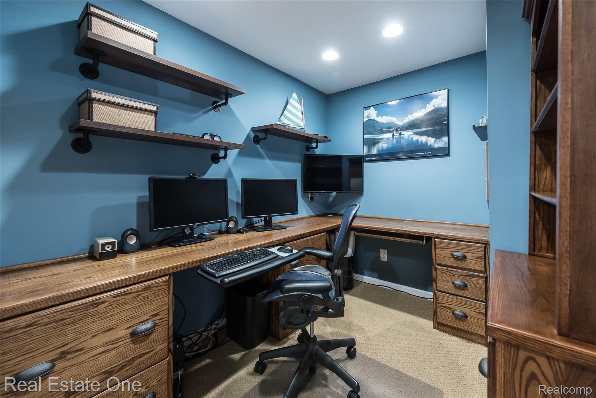 2358 Summit Cedar Howell, MI 48855 - Photo 46 of 55 2nd office