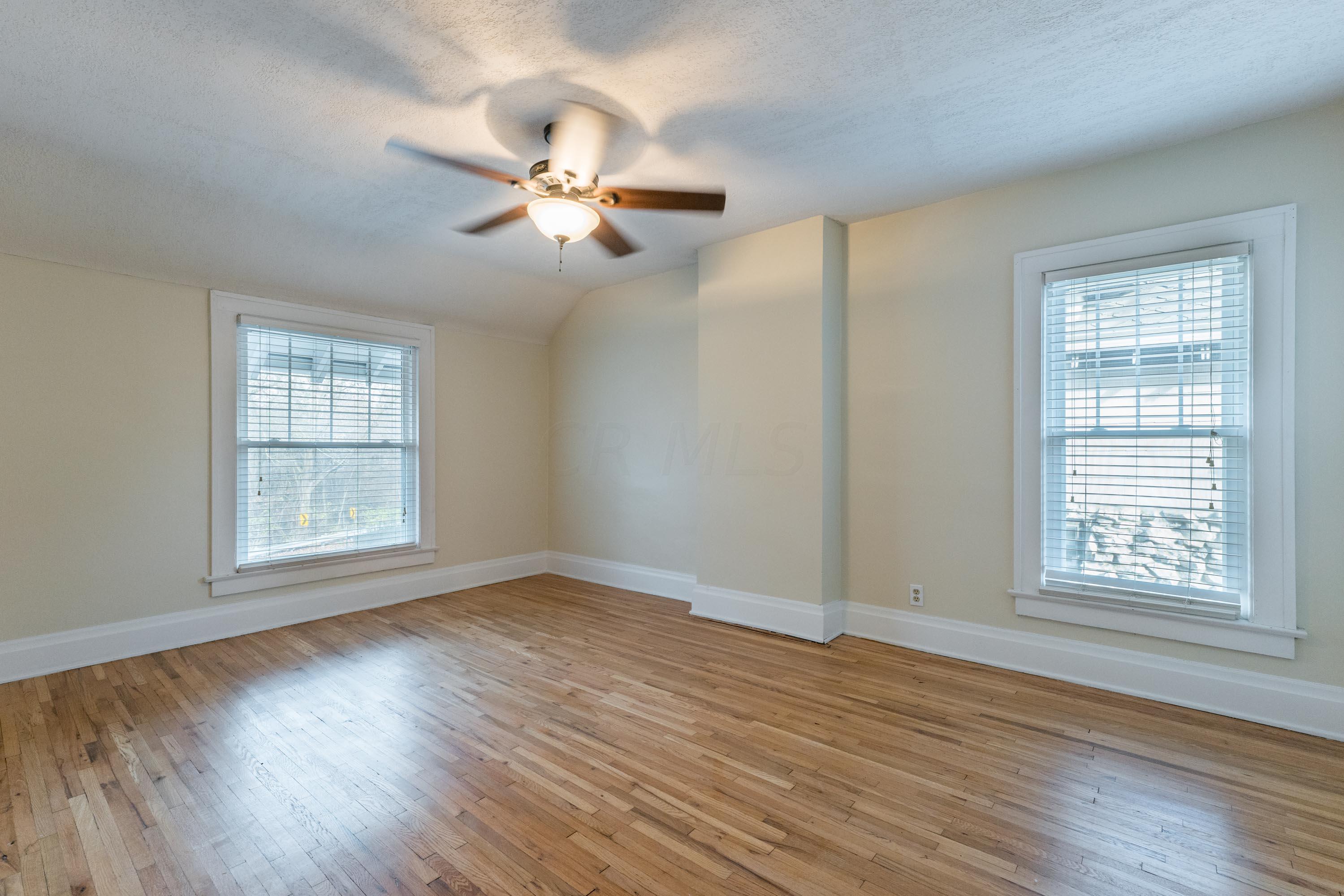 75 East Weber Road Columbus, OH 43202 - Photo 27 of 44 Bedroom 1
