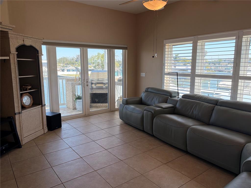 6441 Clark Street Hudson, FL 34667 - Photo 16 of 46