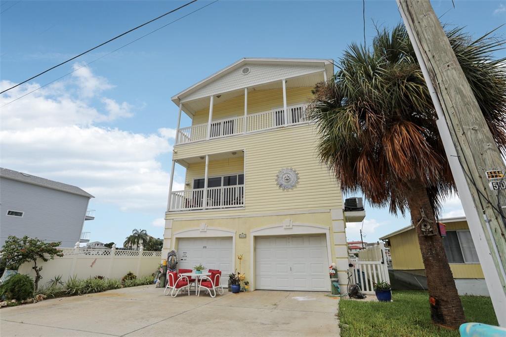 6441 Clark Street Hudson, FL 34667 - Photo 3 of 46