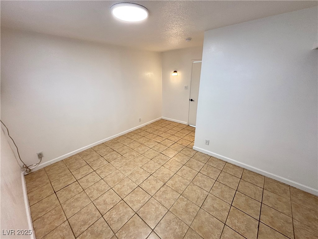 239 West Philadelphia Avenue, Unit 6 Las Vegas, NV 89102 - Photo 9 of 10