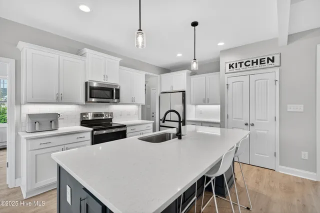 $515,000 | 35 Waverly Pond Lane, Wendell, NC 27591