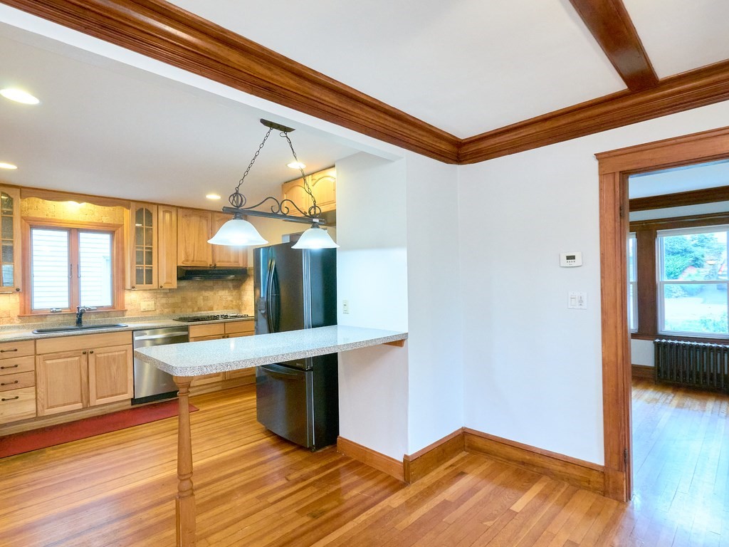 129 Florence Road Waltham, MA 02453 - Photo 12 of 35