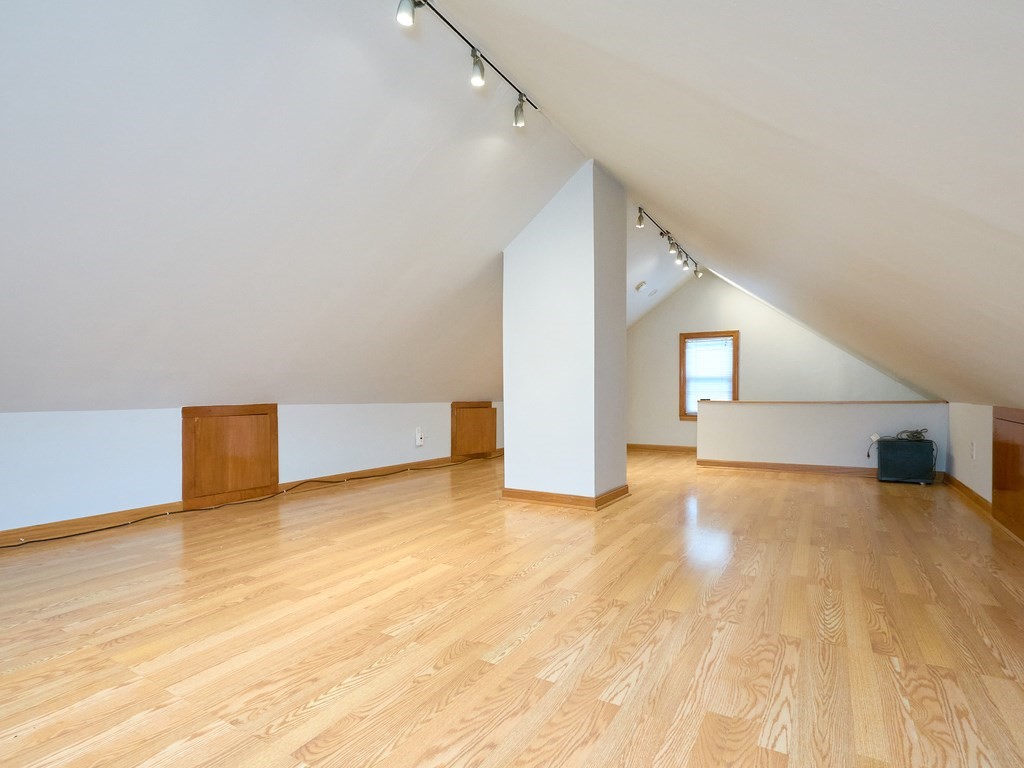 129 Florence Road Waltham, MA 02453 - Photo 29 of 35