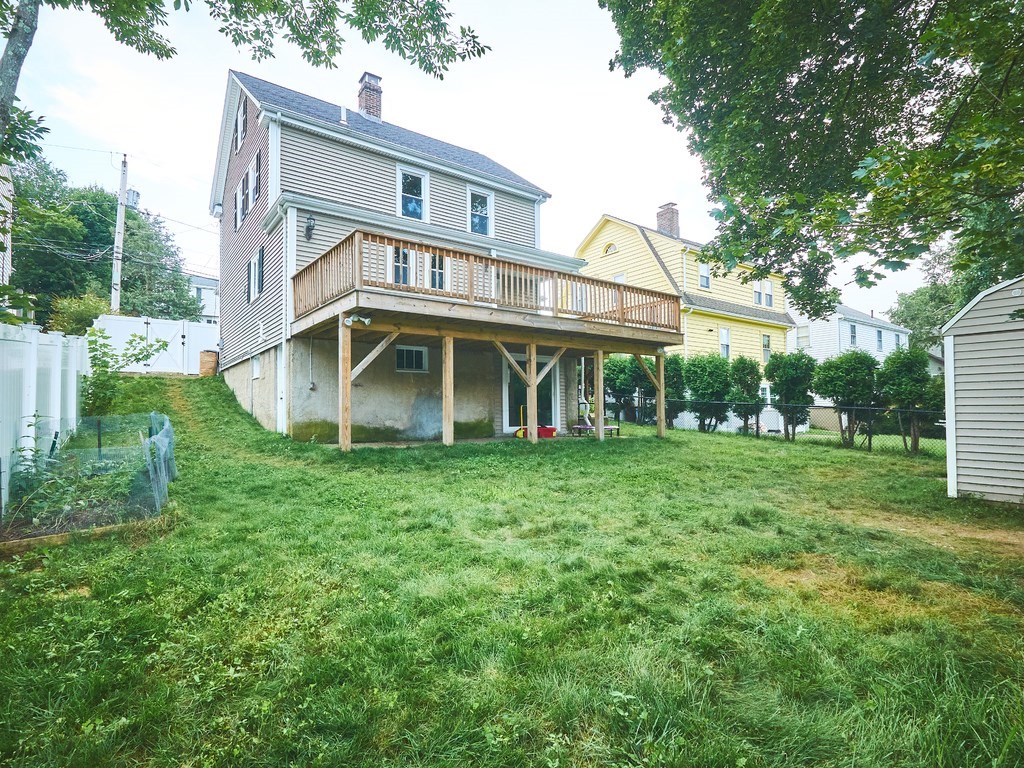 129 Florence Road Waltham, MA 02453 - Photo 5 of 35