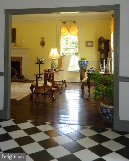200 Cove Road Queenstown, MD 21658 - Photo 8 of 29 Interior (General)