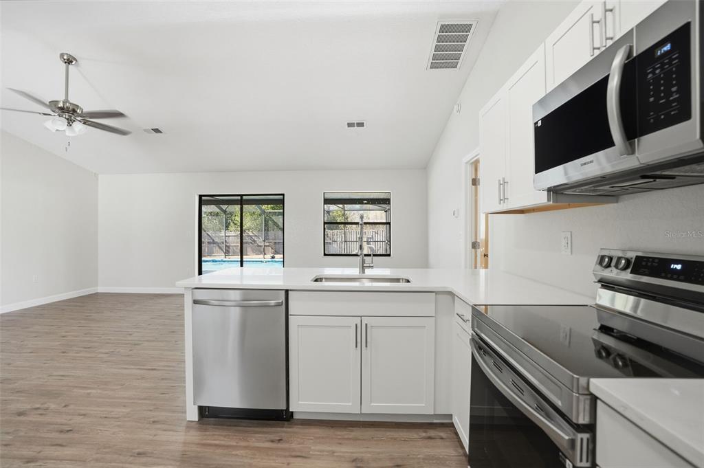 3482 Ambassador Avenue Spring Hill, FL 34609 - Photo 10 of 30