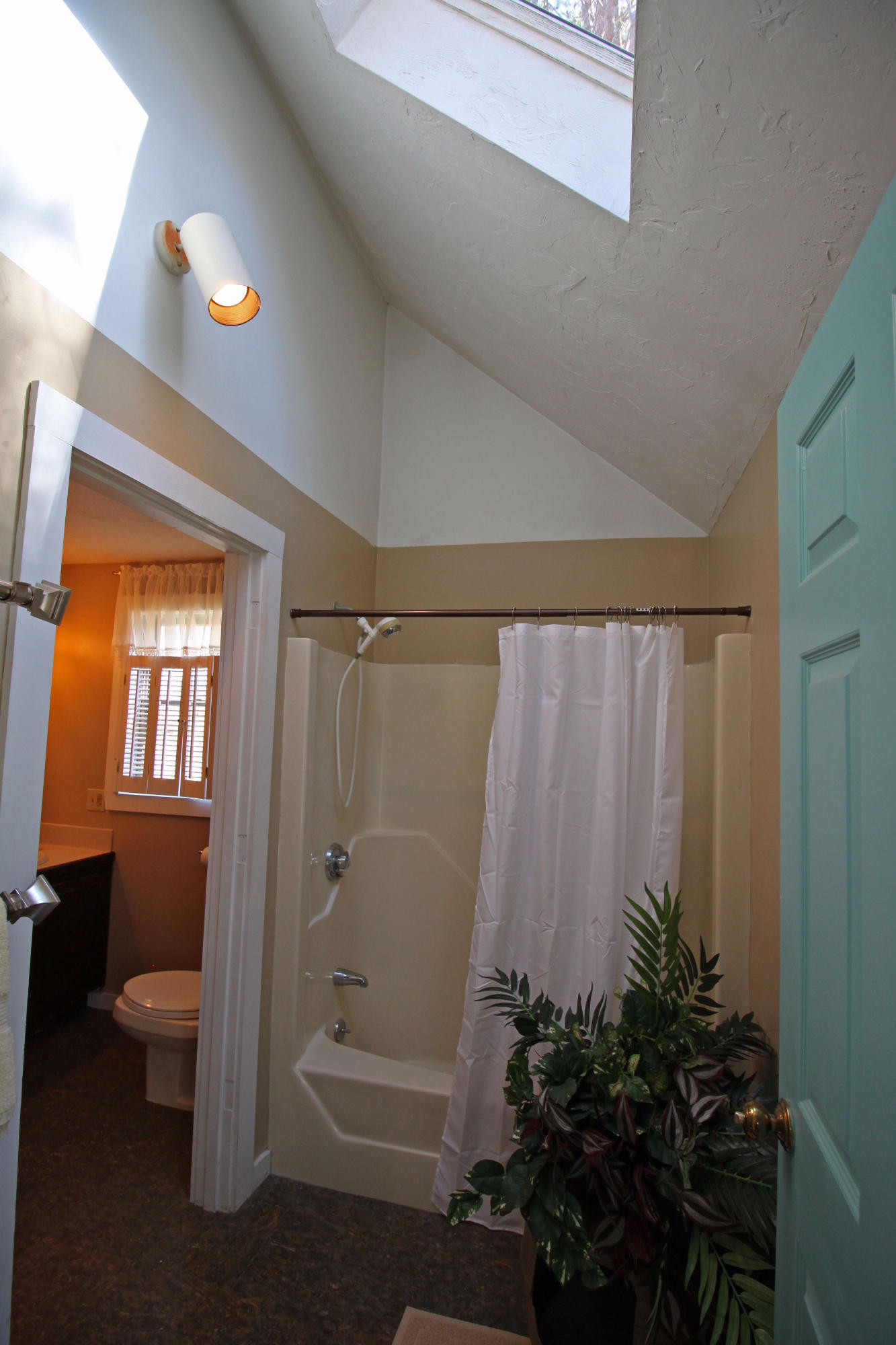 71 L Shellback Way, Unit 71L Mashpee, MA 02649 - Photo 10 of 30 bath to shwr from MBR