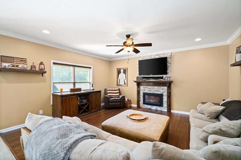 1583 Raven Road Clarksville, TN 37042 - Photo 11 of 50 Gallery Image 11