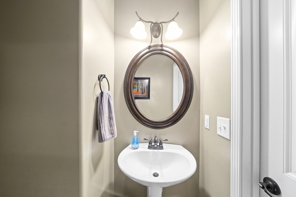 1583 Raven Road Clarksville, TN 37042 - Photo 10 of 50 Gallery Image 10