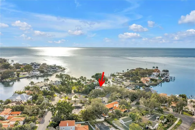 $7,500 | 11 Brightwaters Circle Northeast, St. Petersburg, FL 33704