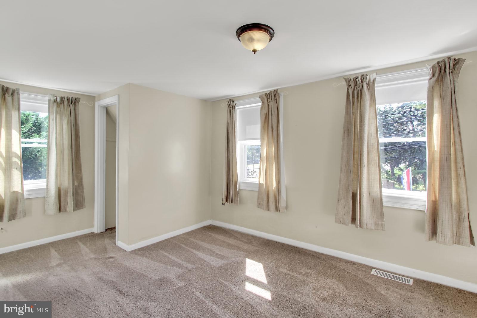 3901 Carlisle Road Dover, PA 17315 - Photo 14 of 25 Gallery Image 14