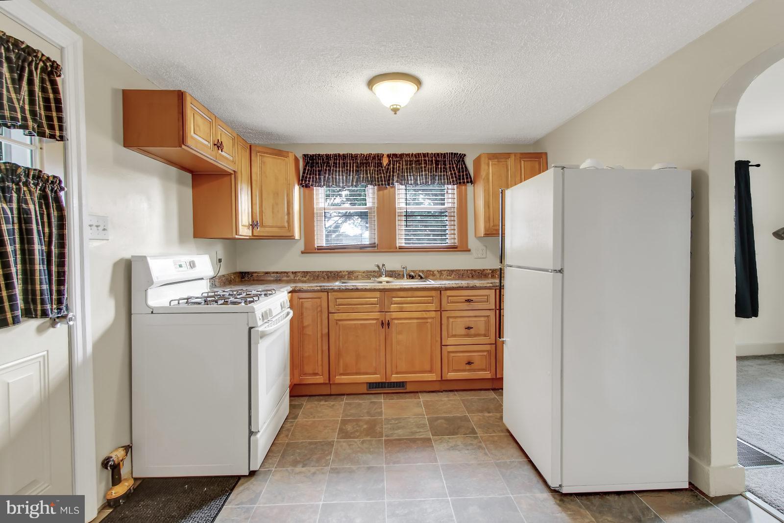 3901 Carlisle Road Dover, PA 17315 - Photo 7 of 25 Gallery Image 7