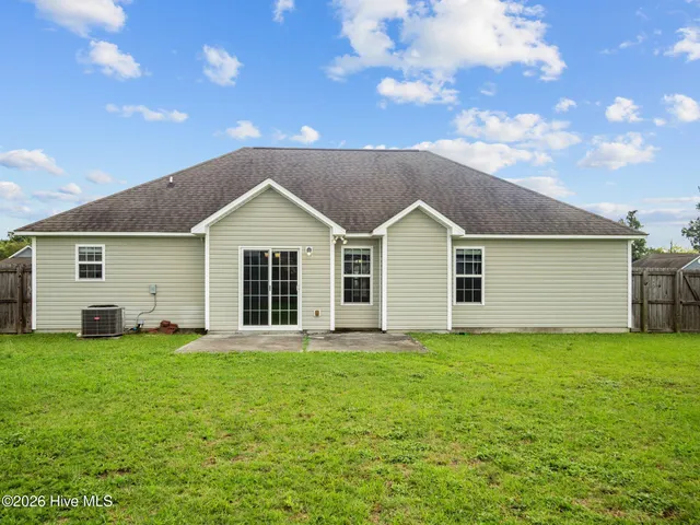 $1,850 | 140 Prelude Drive, Richlands, NC 28574