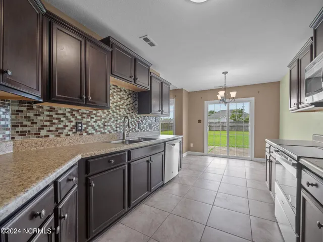 $1,850 | 140 Prelude Drive, Richlands, NC 28574