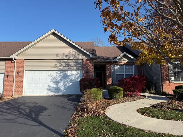 $335,000 | 17009 Mendota Drive, Unit 17009, Lockport, IL 60441