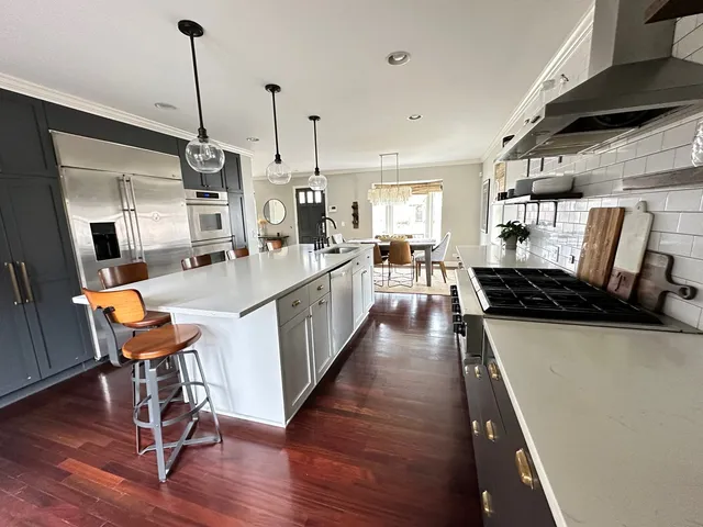 $750,000 | 953 Clay Court, Deerfield, IL 60015