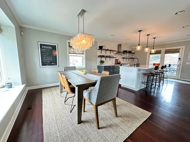 $750,000 | 953 Clay Court, Deerfield, IL 60015