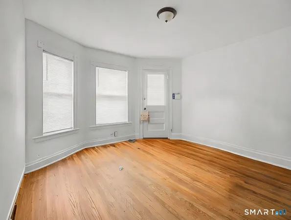 $2,950 | 373 Wood Avenue, Bridgeport, CT 06605