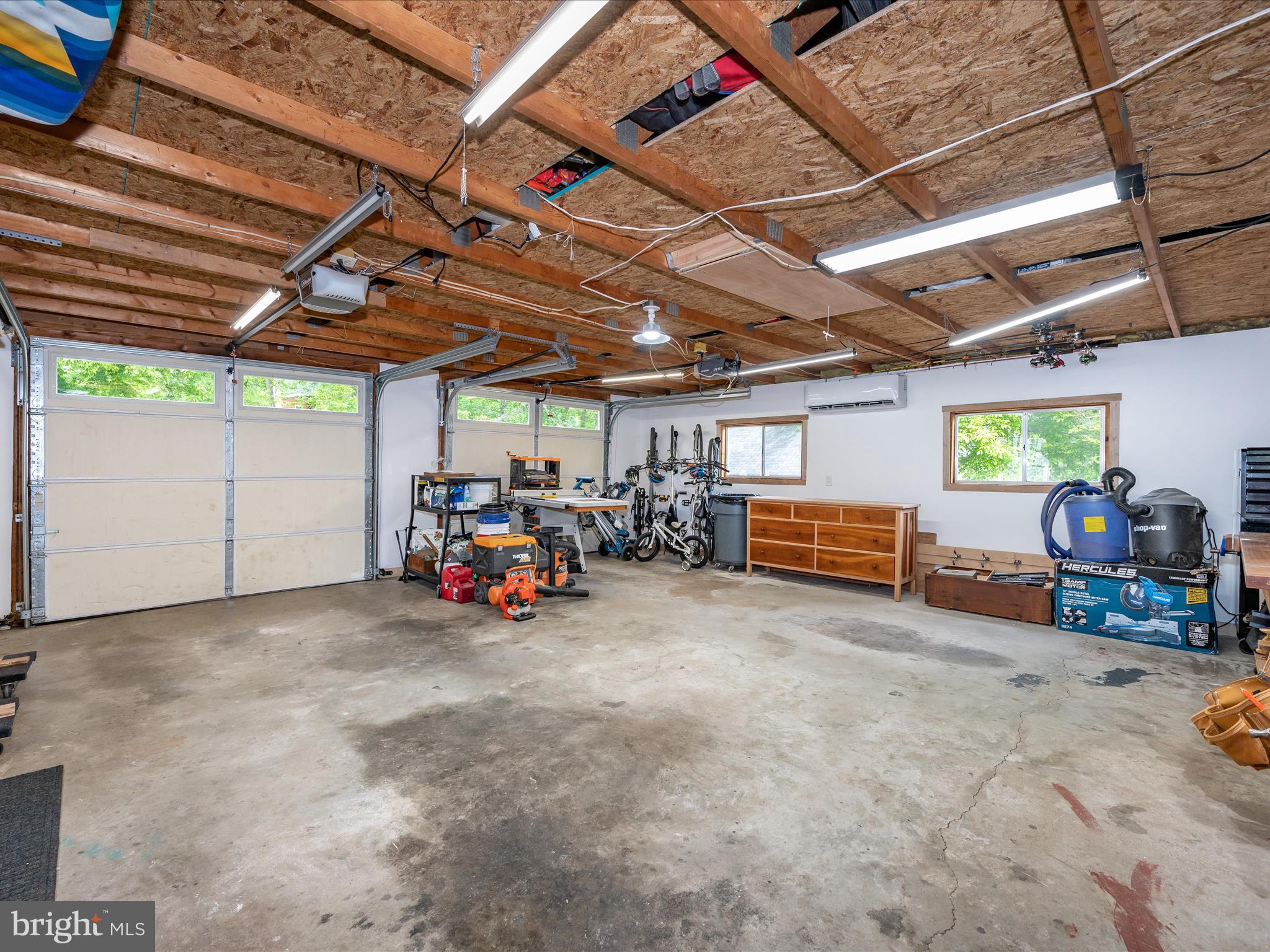 15321 Barnesville Road Boyds, MD 20841 - Photo 42 of 79 Garage