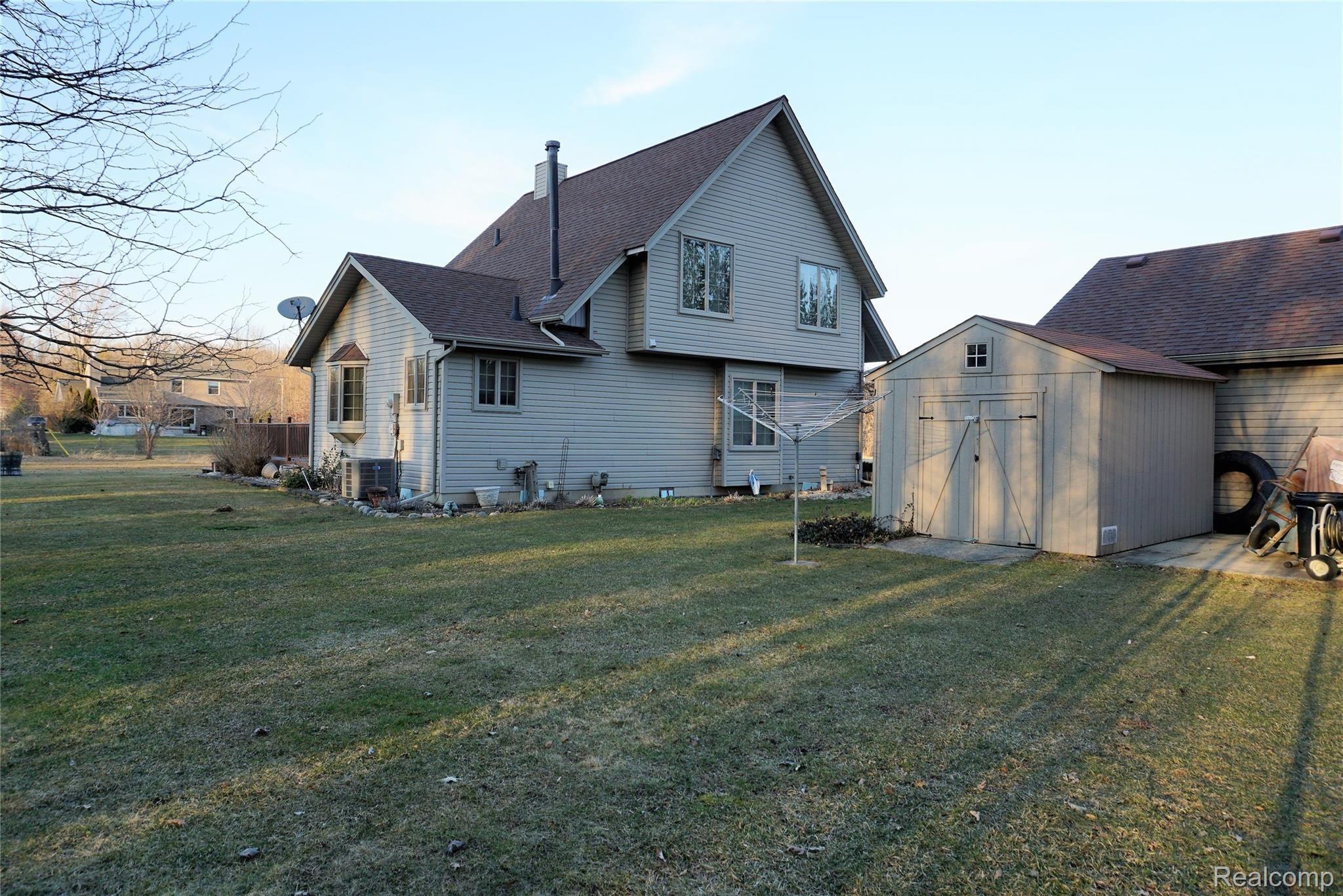 26100 Romine Road New Boston, MI 48164 - Photo 44 of 46 DSC02276 (1).JPG